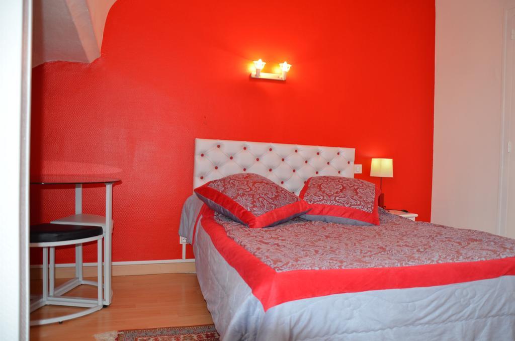 Hotel La Tour Sully-sur-Loire Habitación foto