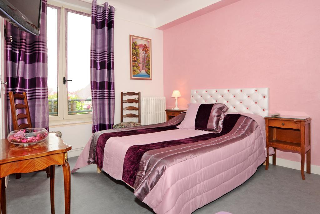 Hotel La Tour Sully-sur-Loire Habitación foto